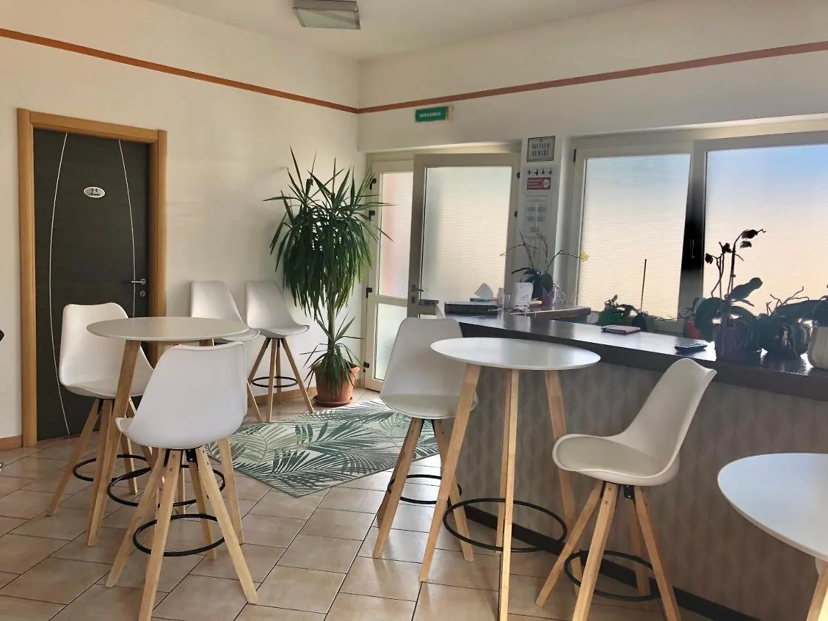 La Siesta Bed&Residence Cardano Al Campo
