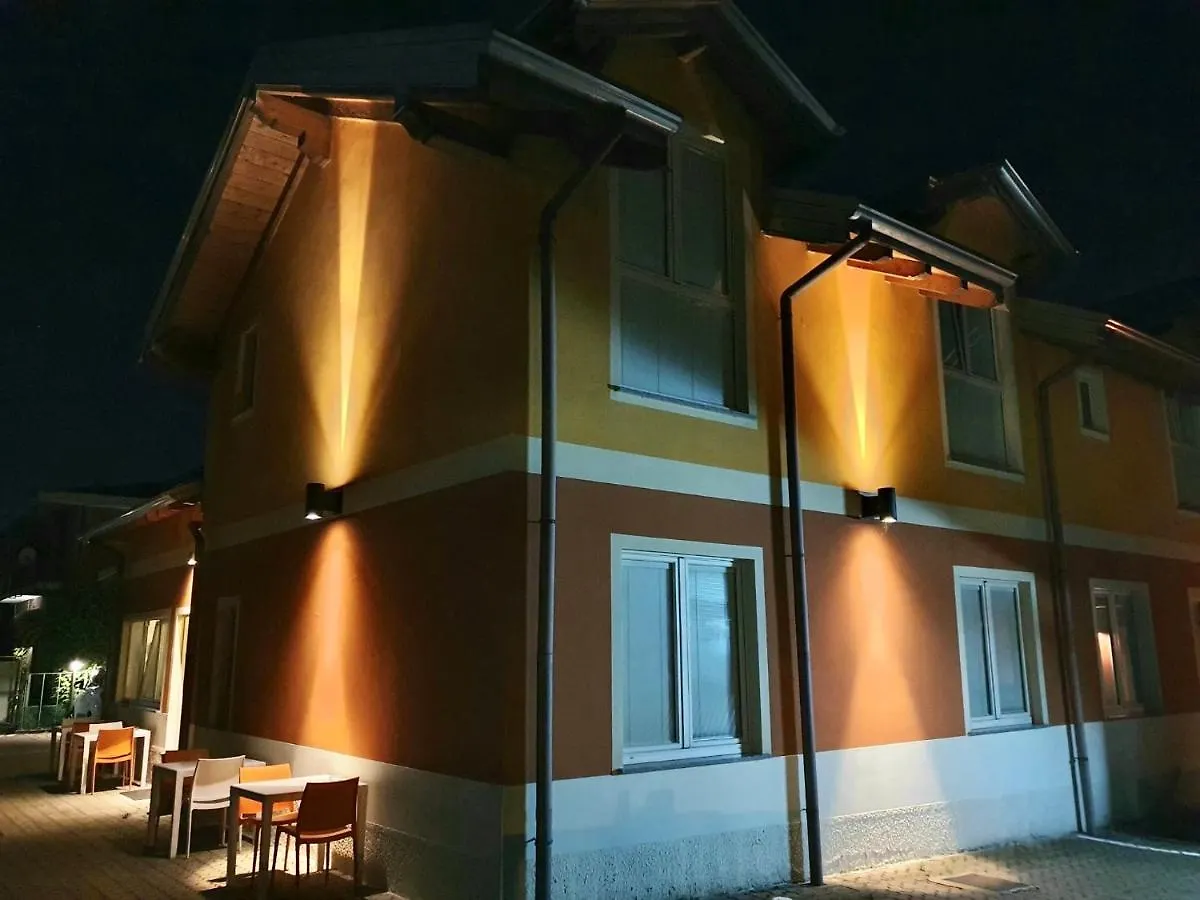 La Siesta Bed&Residence Cardano Al Campo Italie
