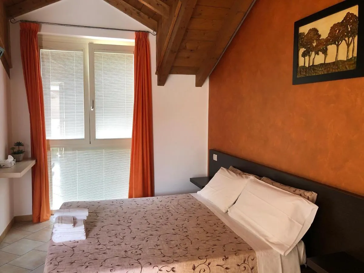 Affittacamere La Siesta Bed&Residence Cardano Al Campo